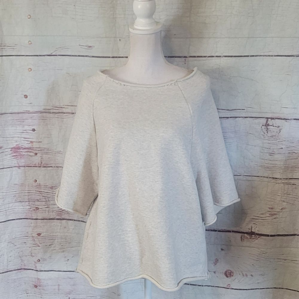 Eden's 6th Day Half Sleeve Sweatshirt One Size